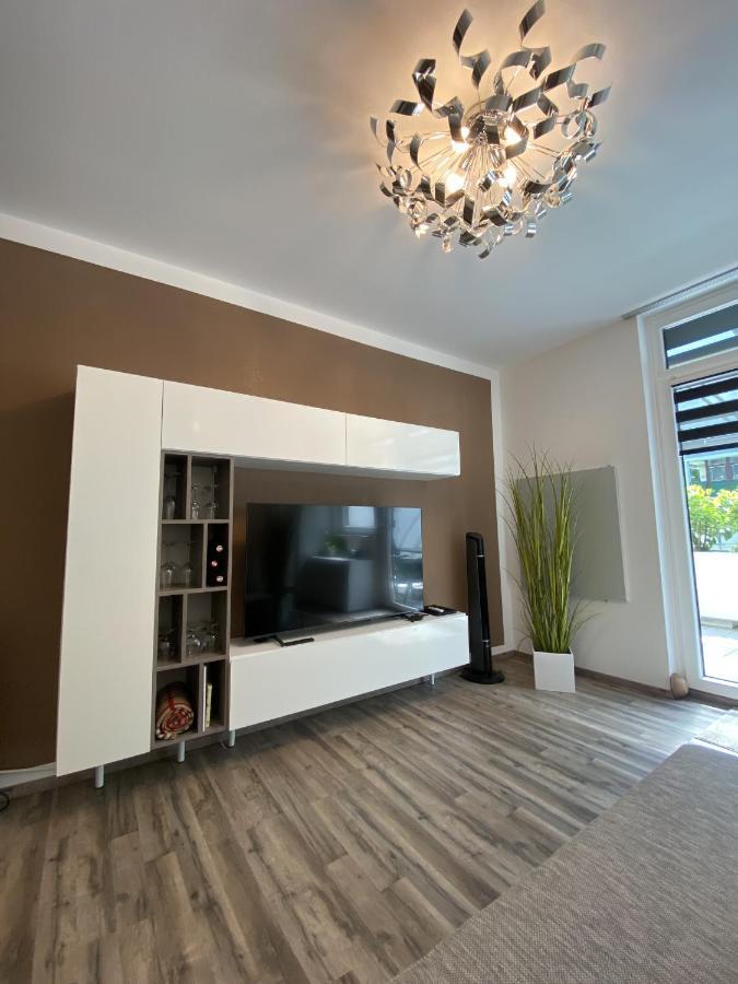 #Lowcosthighcomfortgoess Apartment Goss Bagian luar foto