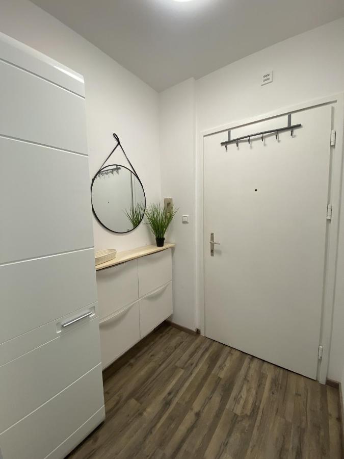 #Lowcosthighcomfortgoess Apartment Goss Bagian luar foto